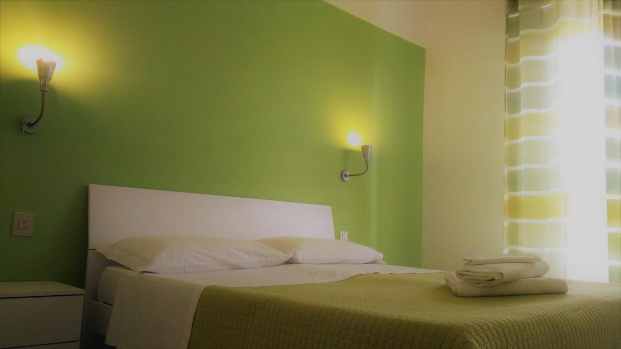 Il Borgo Degli Ulivi Resort Pietra Ligure Exterior photo
